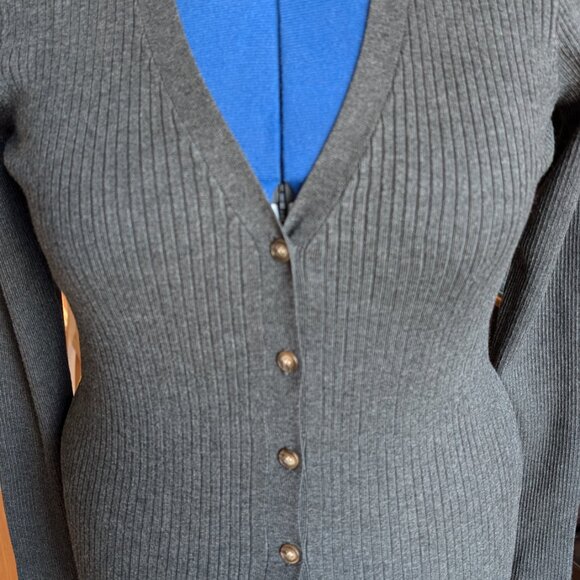 Jersey Top with cut outs - Picture 3 of 7